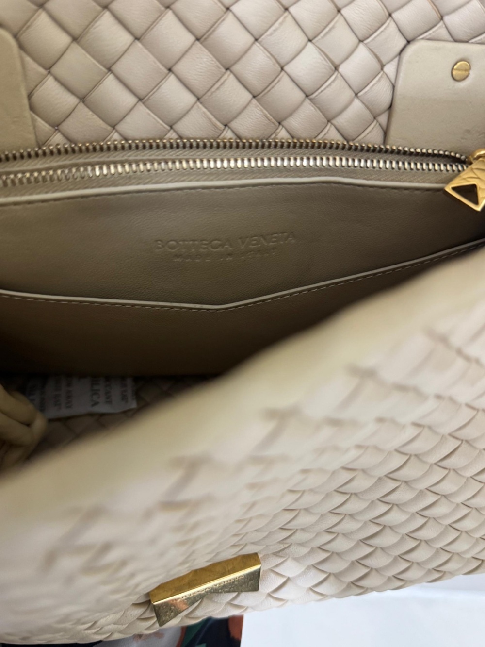 BOTTEGA VENETA Nappa Intrecciato Patti Top Handle Bag - Cream - Picture 4 of 15